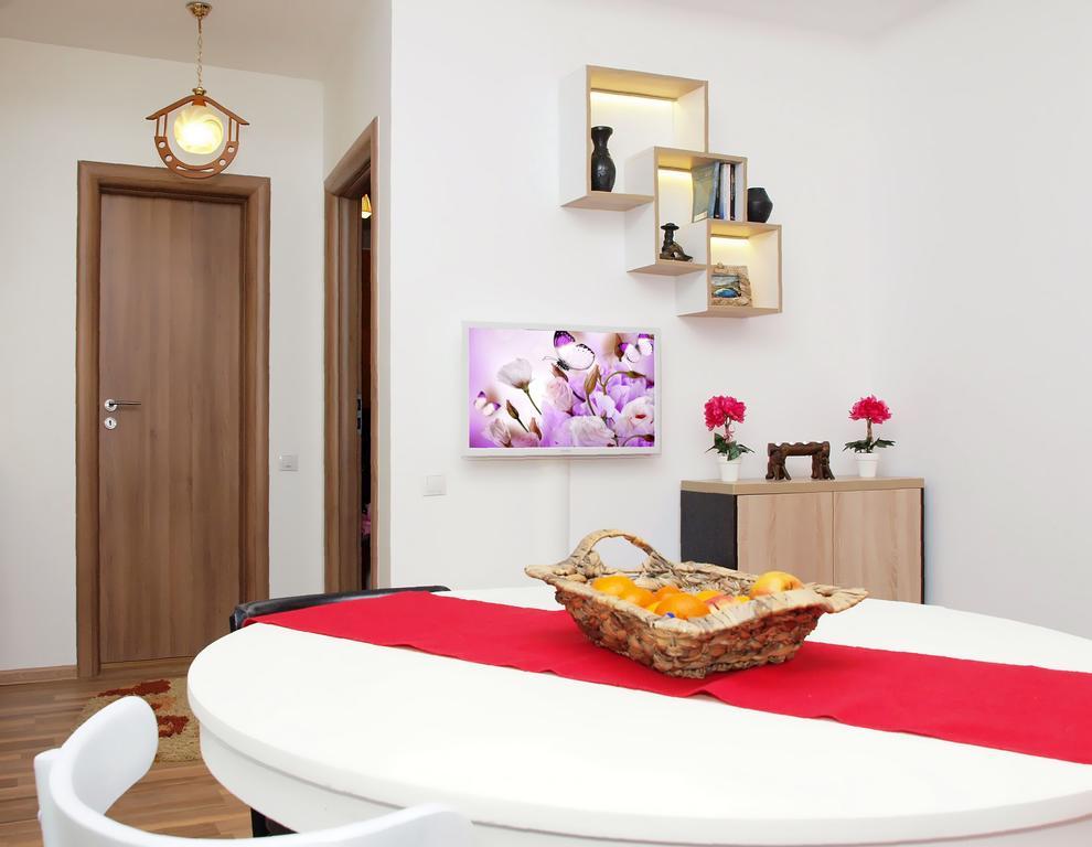 Fancy 1Bd Family Friendly In Historical Centre Apartment Букурещ Екстериор снимка